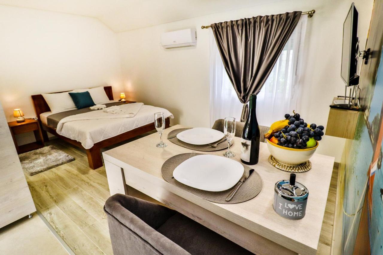 Simo Apartments Airport بودغوريتْسا المظهر الخارجي الصورة
