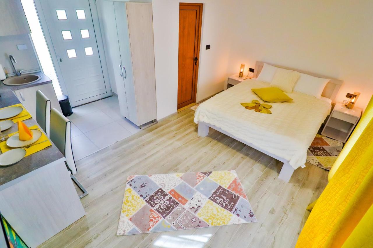 Simo Apartments Airport بودغوريتْسا المظهر الخارجي الصورة