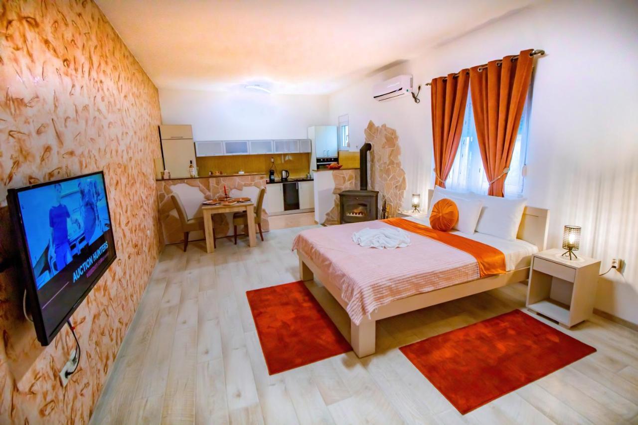 Simo Apartments Airport بودغوريتْسا المظهر الخارجي الصورة